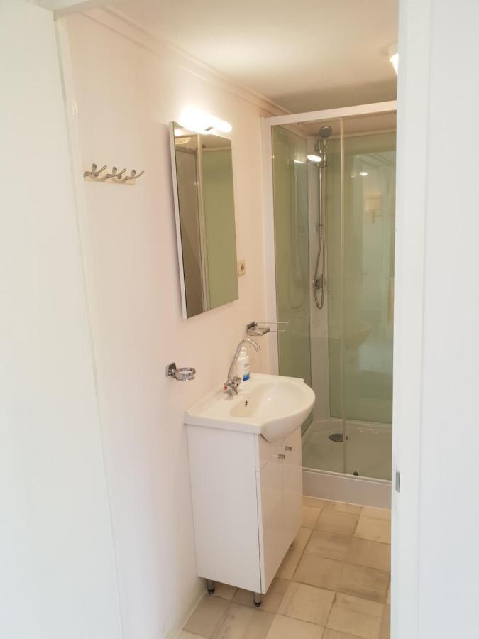 Appartement Soigner! Егмонт-Бинен Екстериор снимка